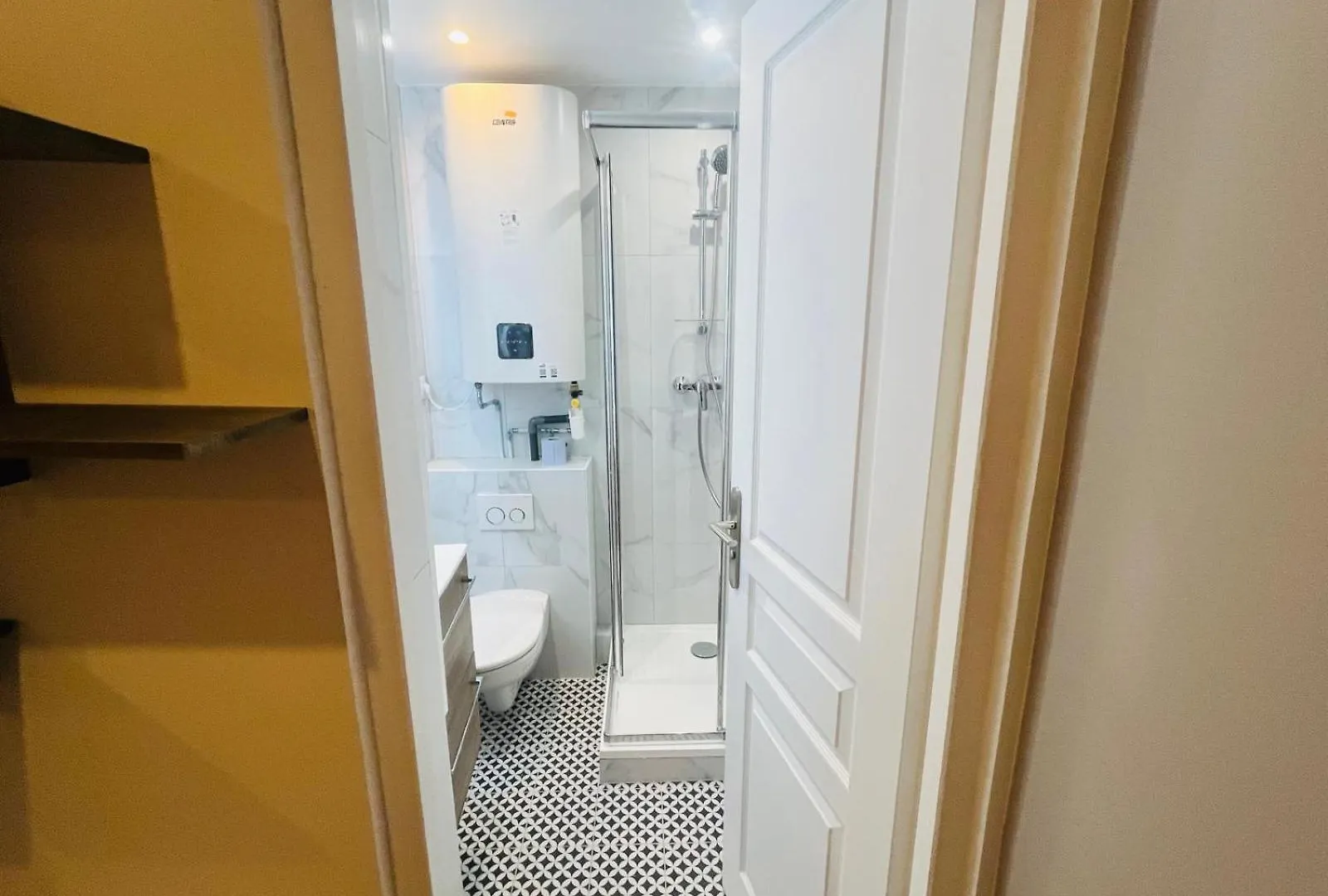 Apartment Studio Heliopolis - Best Location Paris