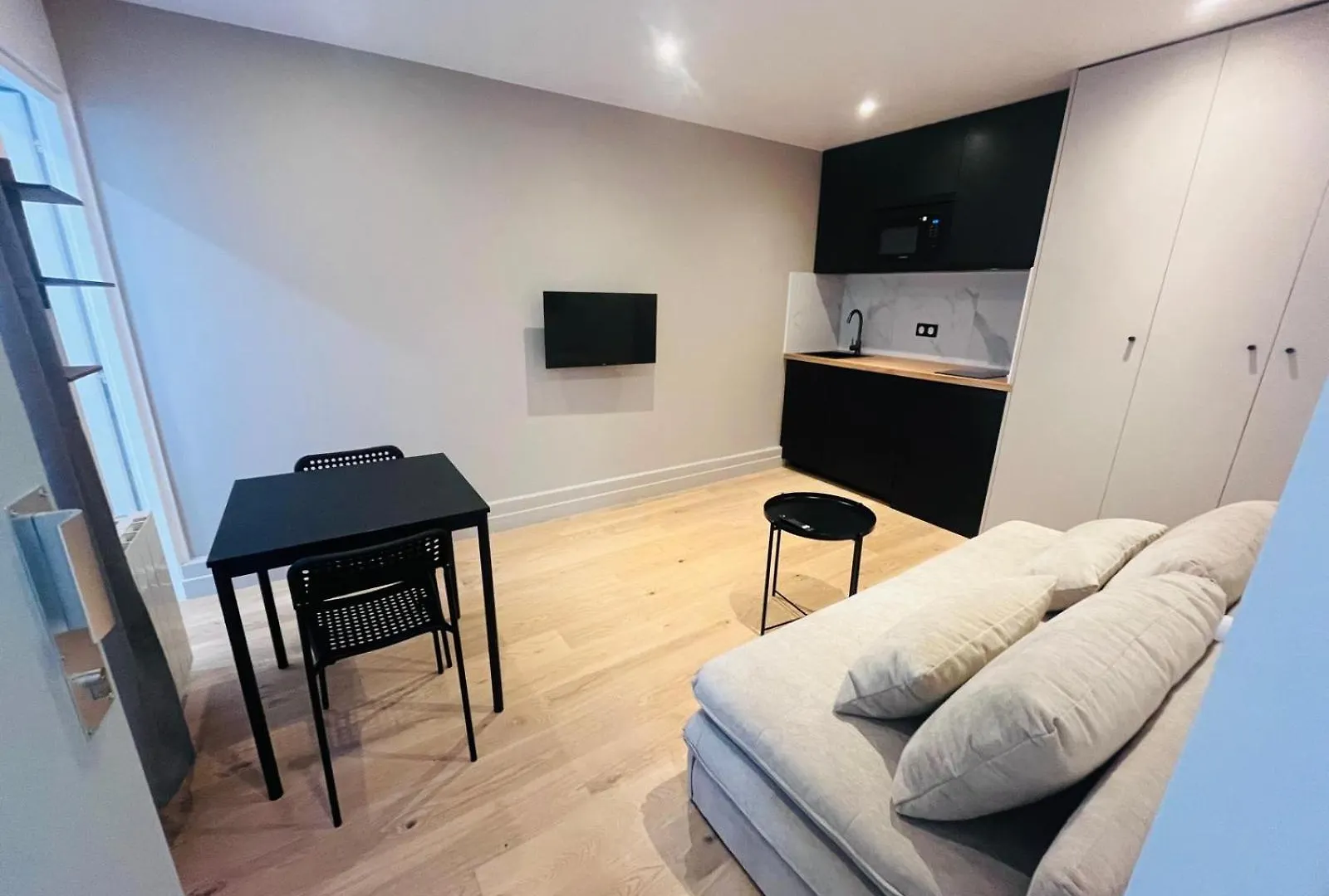 Studio Heliopolis - Best Location Paris 0*,  France